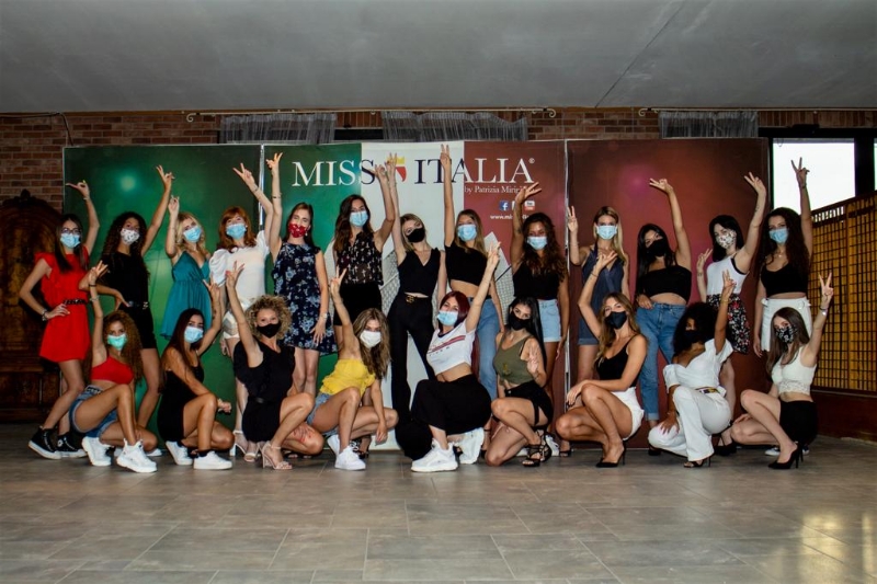 MISS ITALIA - Il primo casting post Covid a Vinovo: in passerella anche tre ragazze di Moncalieri - FOTO