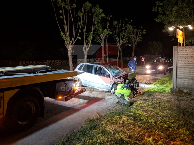 TRAGEDIA A PIOSSASCO - Muore a soli 27 anni ribaltandosi con l'auto lungo la provinciale - FOTO