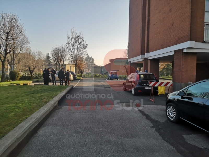 MAMMA UCCIDE LA FIGLIA DISABILE A MARTELLATE: DRAMMA IN UN ALLOGGIO DI ORBASSANO