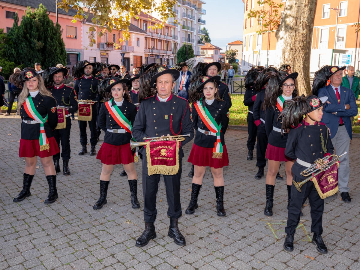 ORBASSANO - Oltre 500 fanti piumati per il raduno regionale dei bersaglieri - FOTO