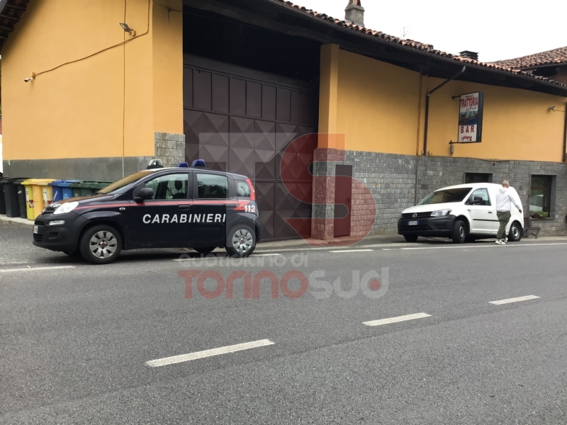 BEINASCO - Muore folgorato dalla macchina del caffè in un bar di Rivara. Ferito il figlio - FOTO