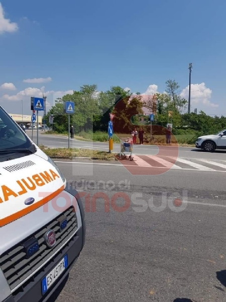 ORBASSANO - Ragazza incinta investita da un'auto pirata: partorisce ma la bimba è in gravissime condizioni - FOTO