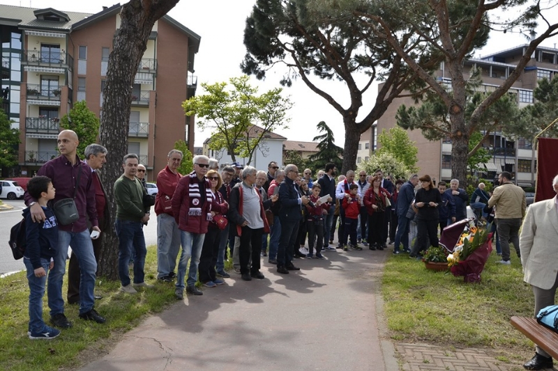 NICHELINO - Il giardino di via Trento intitolato al mitico Valentino Mazzola - FOTO