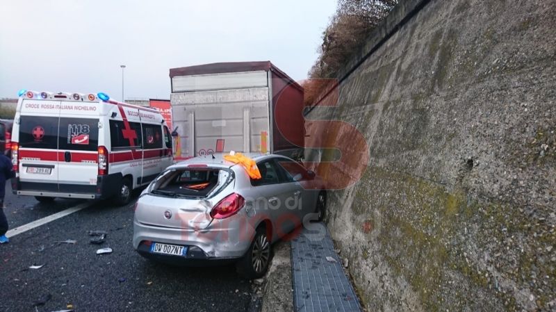ORBASSANO - Incidente stradale al Sito: tre feriti portati al Cto - FOTO