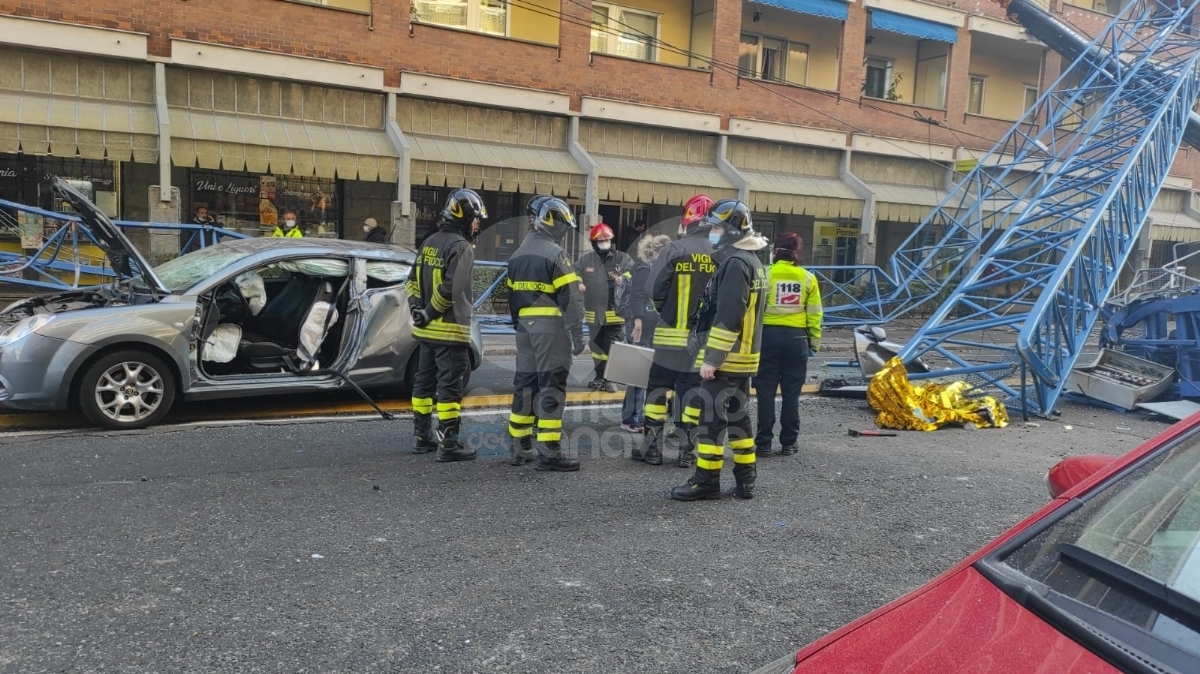 DRAMMA A TORINO - Crolla una gru, tre morti e tre feriti a seguito di un incidente sul lavoro - FOTO