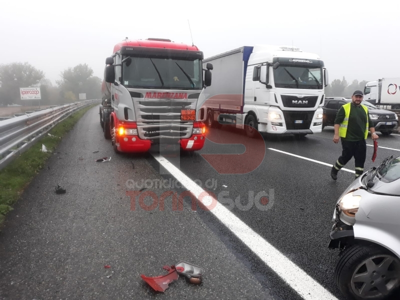 RIVALTA - Ennesimo incidente in tangenziale: 33enne in prognosi riservata - FOTO