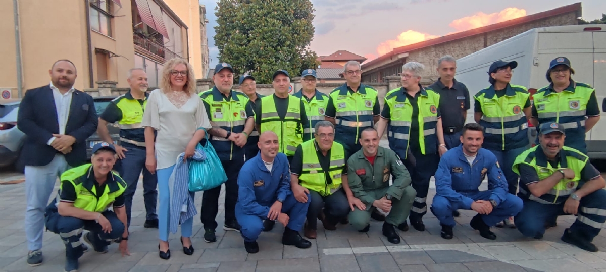 ORBASSANO - I piloti delle Frecce Tricolori ospiti nel nuovo Palazzo Comunale - FOTO