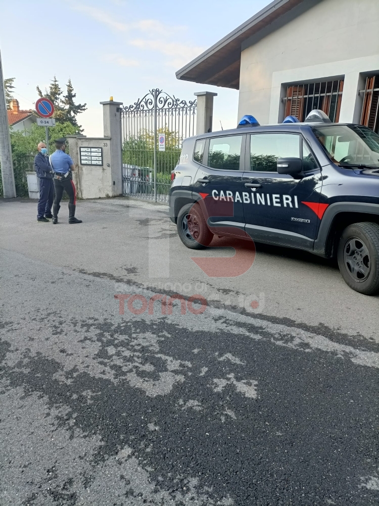 OMICIDIO PIOSSASCO - Architetto di 50 anni ucciso dai ladri: lascia la moglie e un figlio - FOTO