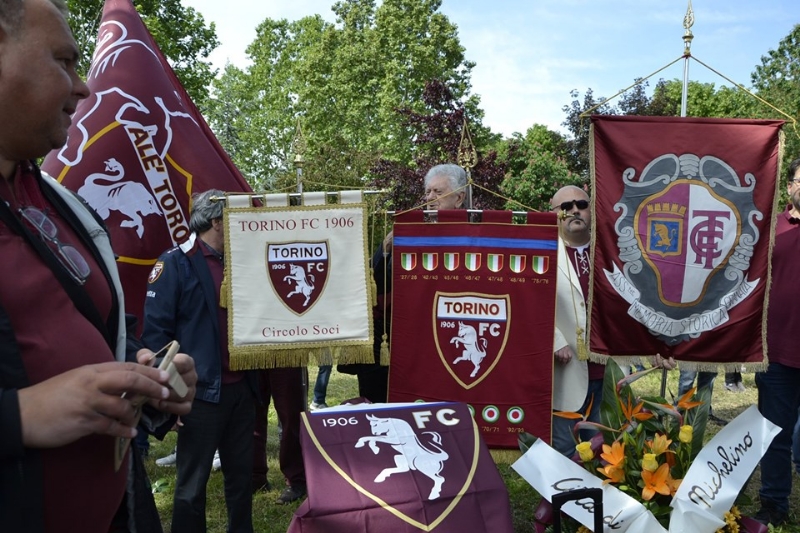 NICHELINO - Il giardino di via Trento intitolato al mitico Valentino Mazzola - FOTO