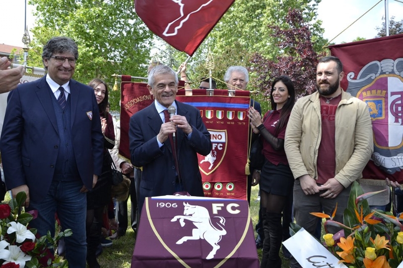 NICHELINO - Il giardino di via Trento intitolato al mitico Valentino Mazzola - FOTO