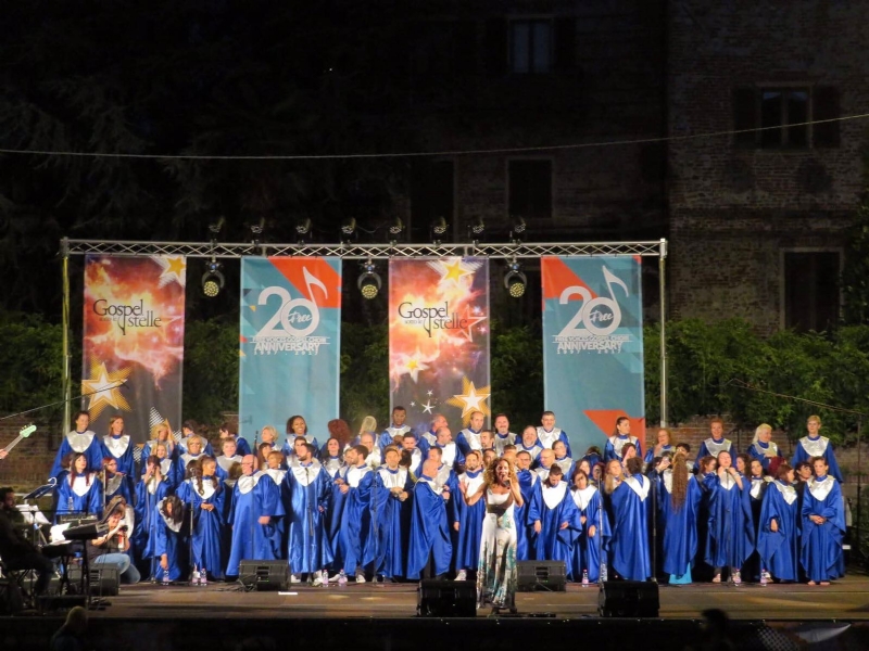 BEINASCO - Grande successo per lo spettacolo di "Gospel sotto le stelle"