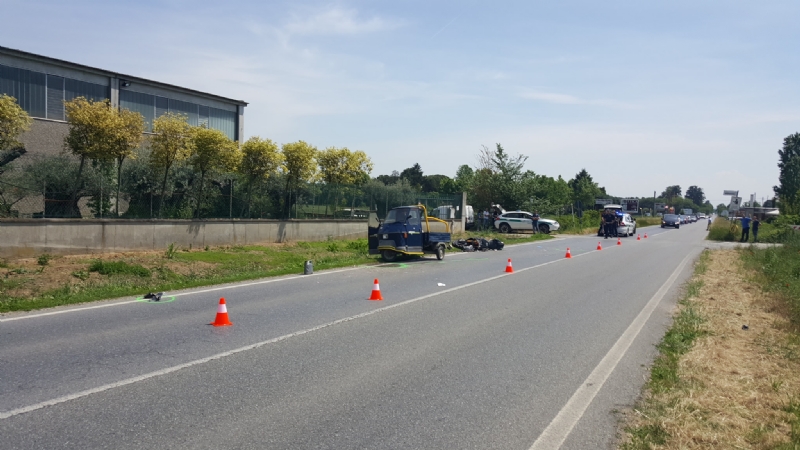 RIVALTA - Ennesimo schianto sulla sp 143. Traffico e code tra Rivalta e Rivoli