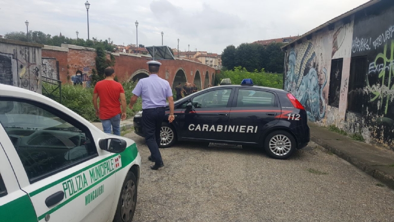 MONCALIERI - Uomo scompare nelle acque del Po: ricerche in corso da parte dei sommozzatori