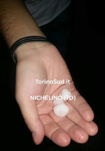 NICHELINO-CANDIOLO-VINOVO - Nubifragio con violenta grandinata: si contano i danni - FOTO
