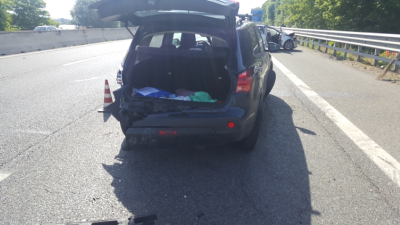 MONCALIERI - Schianto in tangenziale Sud: una donna ricoverata al Santa Croce