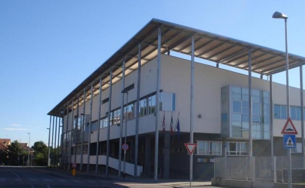 ORBASSANO - Furti e atti vandalici: gravi danni alla media Da Vinci