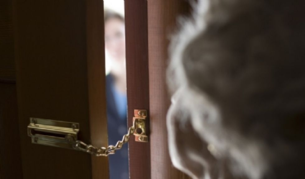 NICHELINO - Ennesima truffa ai danni di pensionati: colpiscono i falsi tecnici Smat