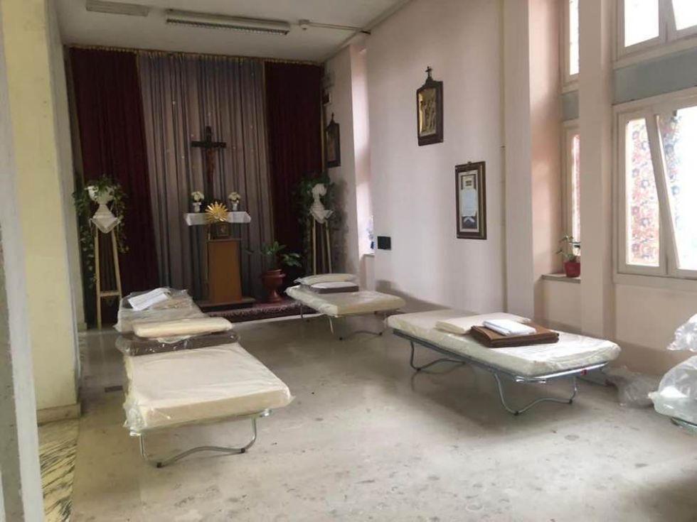 ORBASSANO - I posti letto al San Luigi nella chiesetta e sala convegni restano vuoti