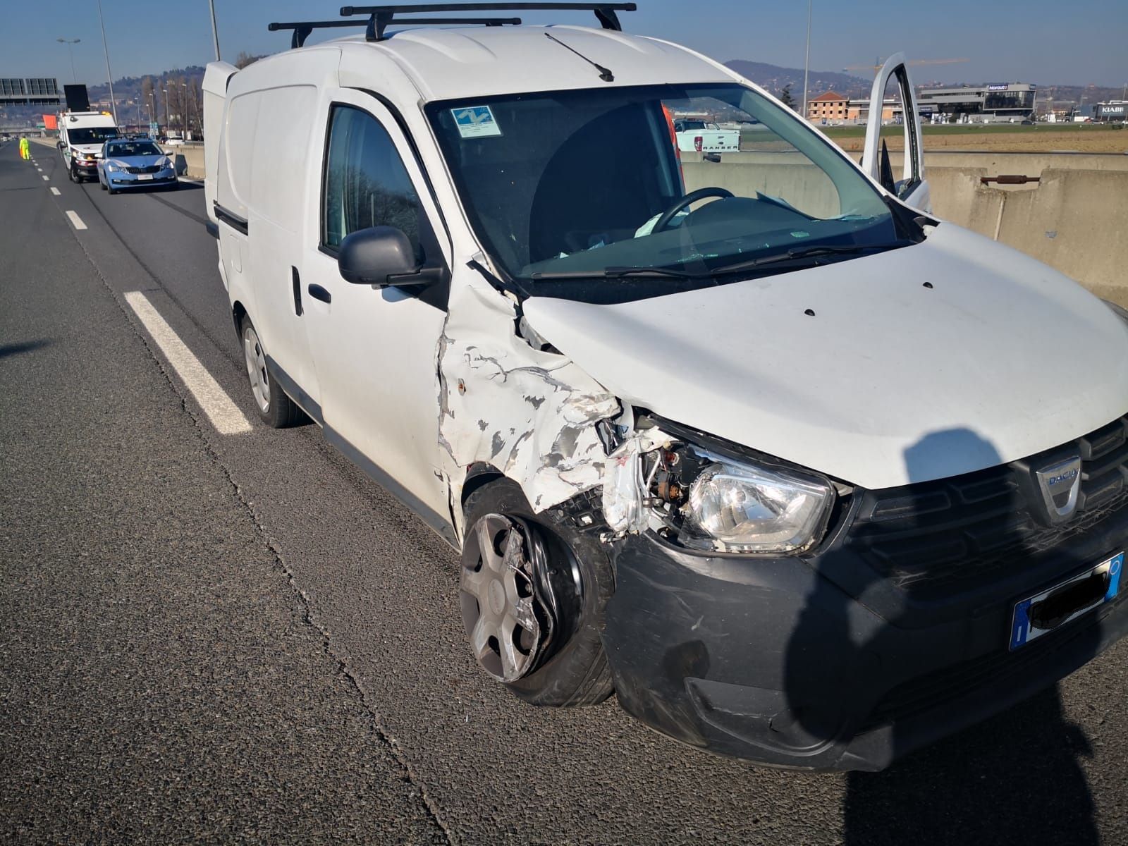 MONCALIERI - Nuovo incidente in sopraelevata: due feriti