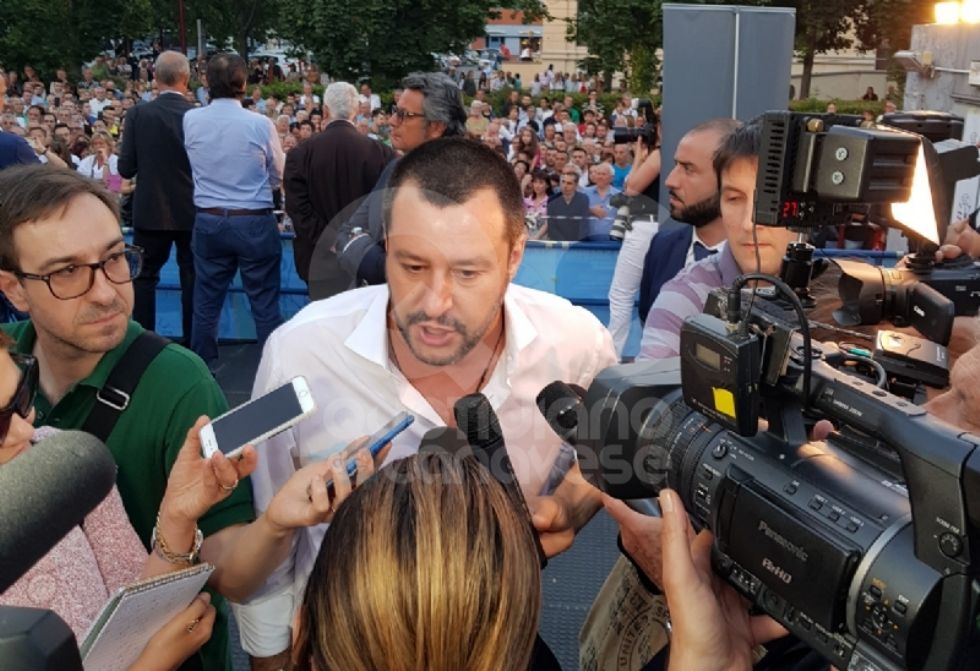 NICHELINO-CARMAGNOLA - Salvini: «Immigrazione sregolata è business per i criminali»