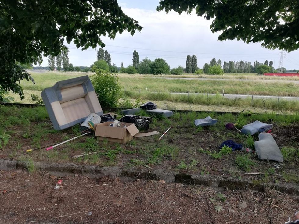 ORBASSANO - Continuano le discariche abusive: trovata un'altra nell'ex circuito Fiat