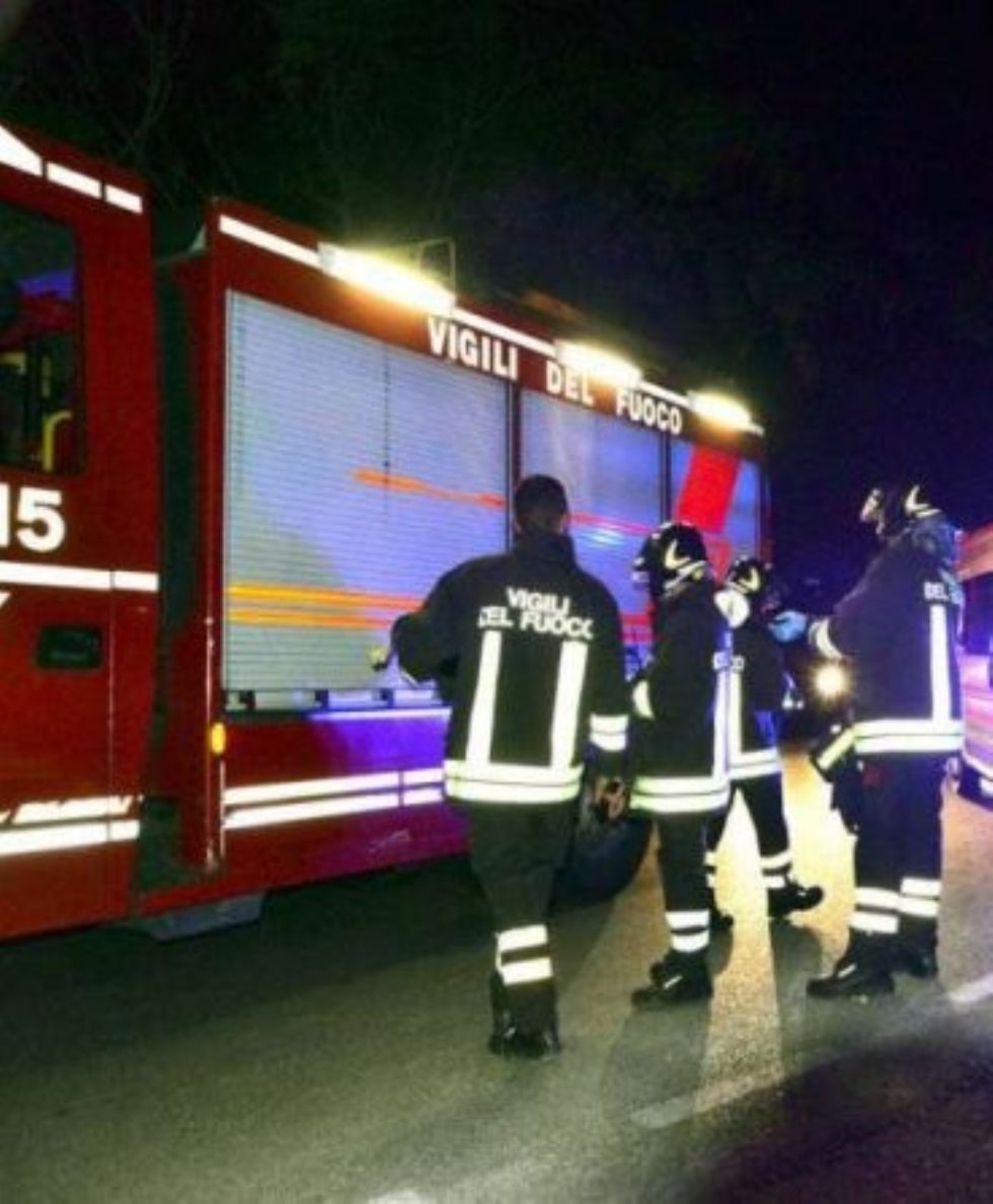 CARMAGNOLA - Paura in una casa a San Michele per un incendio ad un camino