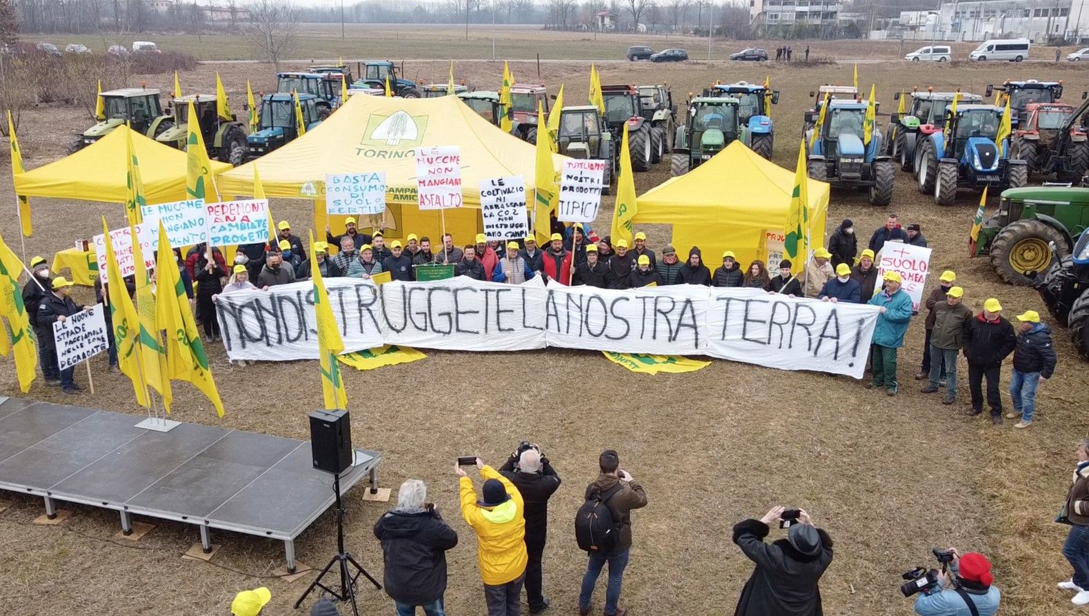 MONCALIERI - Nuovo ospedale? Coldiretti: Si costruisca in un'area industriale dismessa: stop al consumo di suolo agricolo