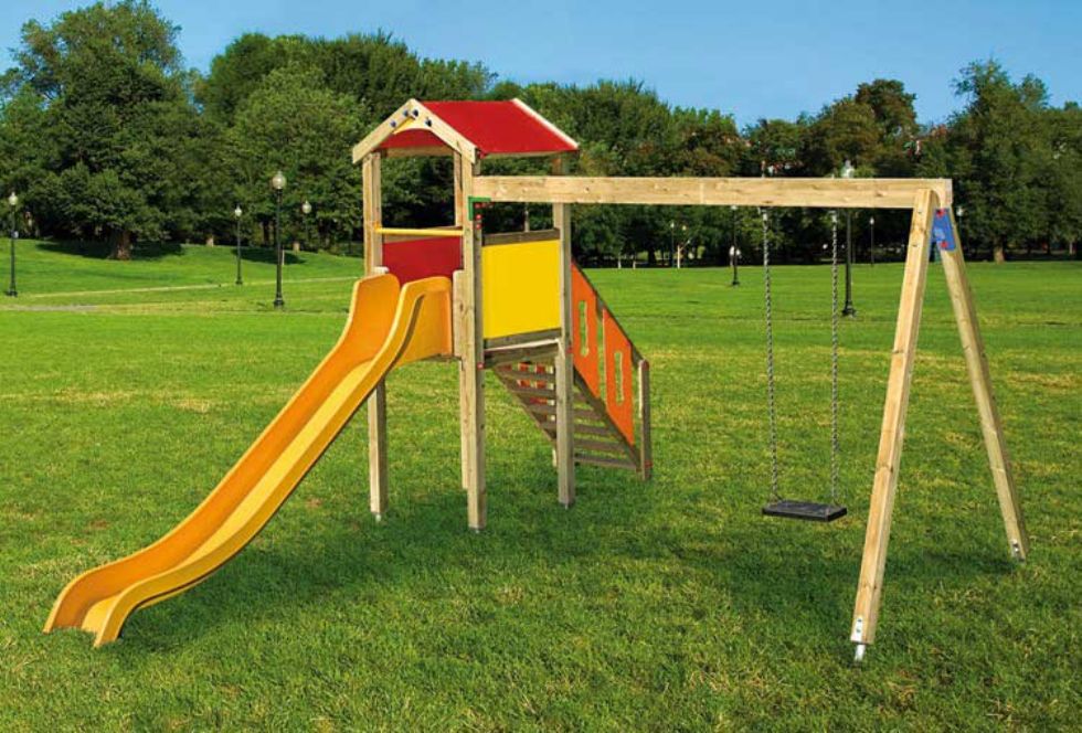 NICHELINO - Il Comune richiude le aree gioco bimbi dopo 24 ore