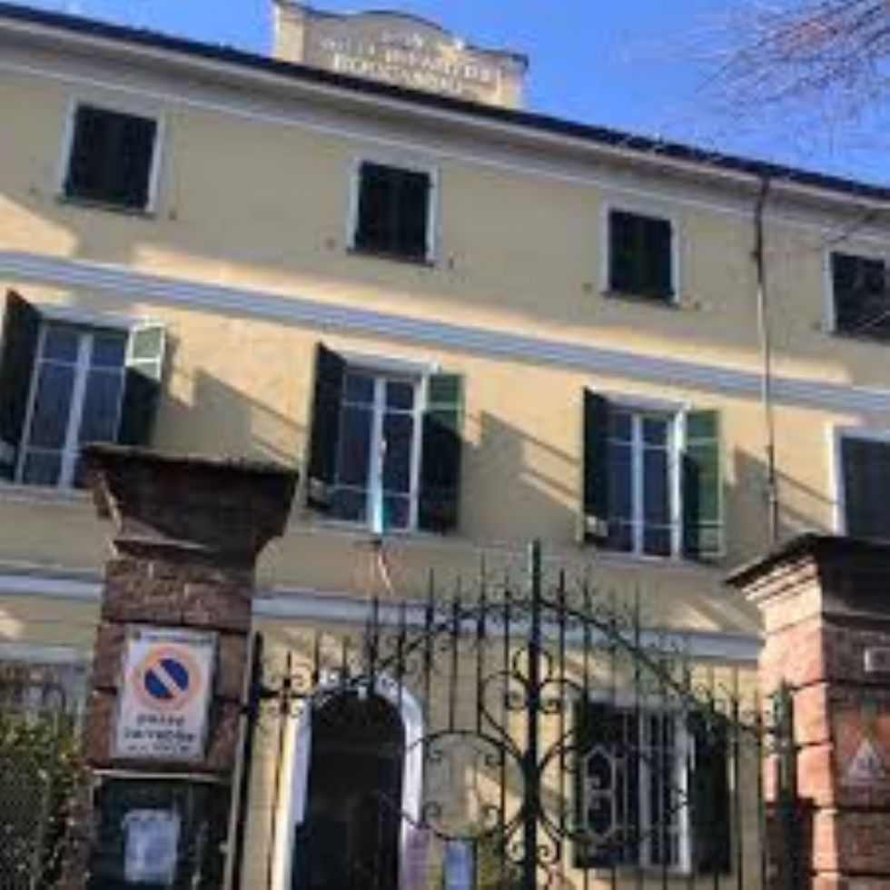 MONCALIERI - Chiude la sezione dell'asilo e i genitori s'infuriano: '20 bimbi per classe, e il Covid?'