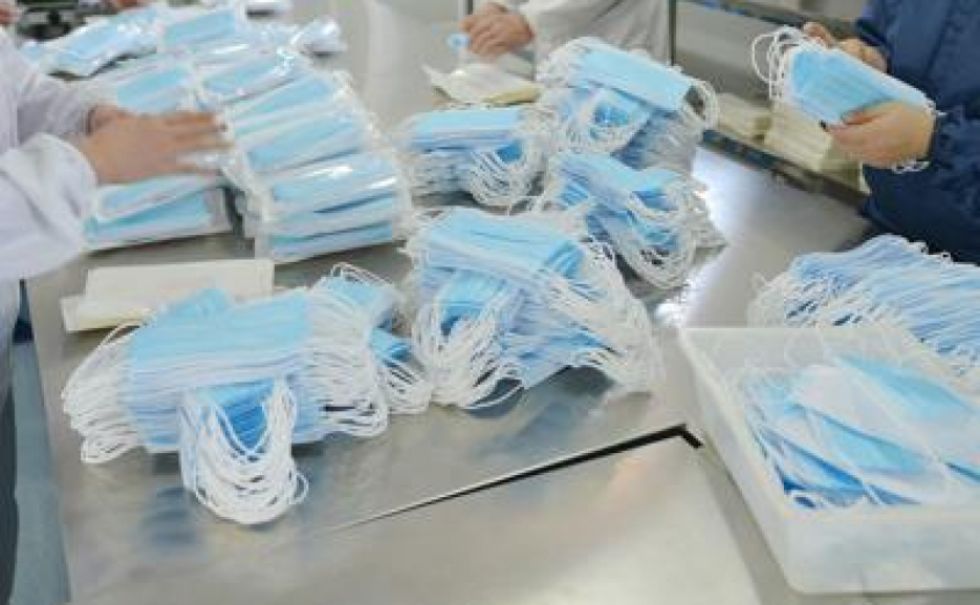 BEINASCO - Oltre alla cassaforte, rubano anche le mascherine degli operai: furto in azienda