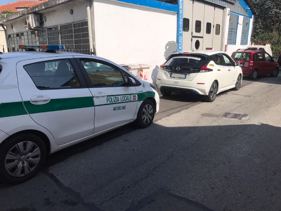 NICHELINO - Investe in taxi una donna mentre fa retromarcia