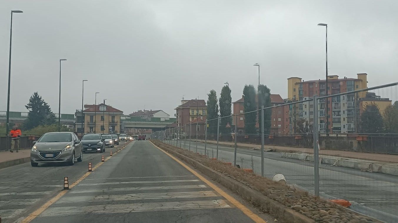 MONCALIERI - Il ponte sul Po di via Martiri dovrà affrontare nuovi lavori nel 2022