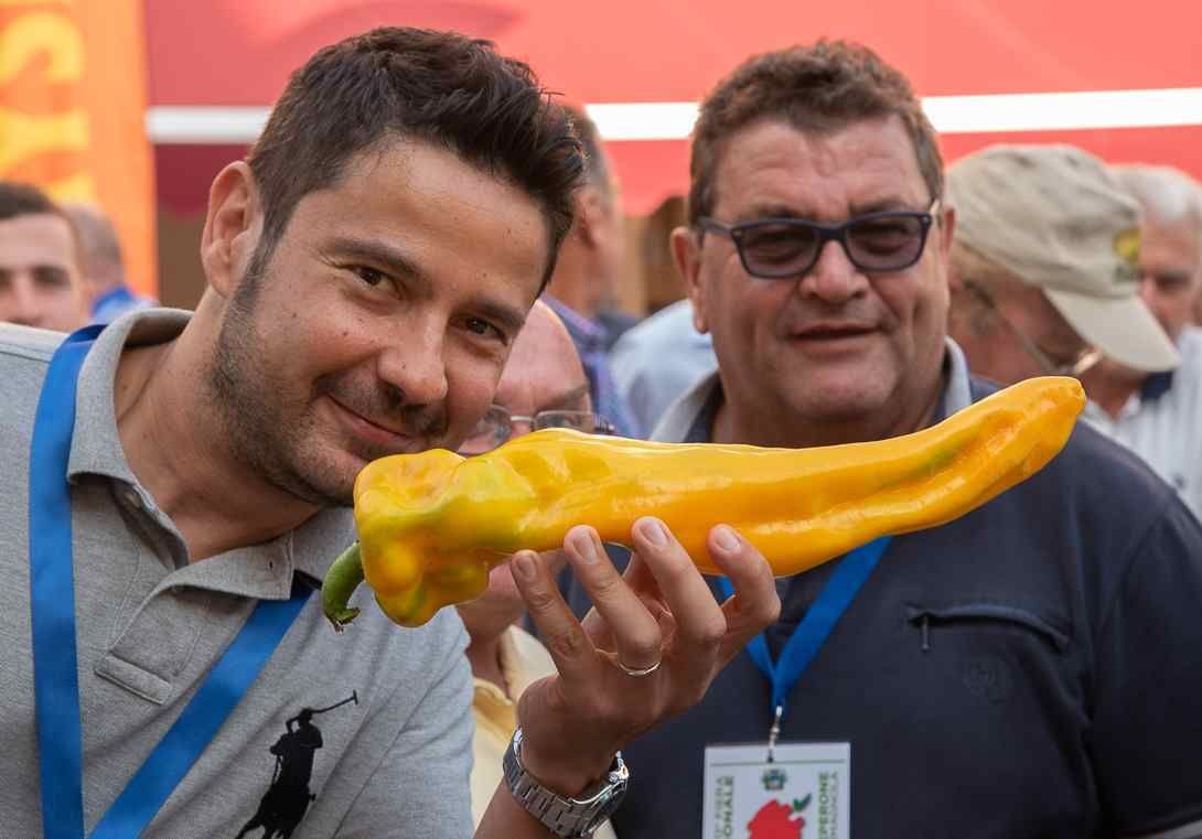 CARMAGNOLA - Alla Fiera del Peperone ospiti Ivana Spagna, Cristina D'Avena e Mario Biondi