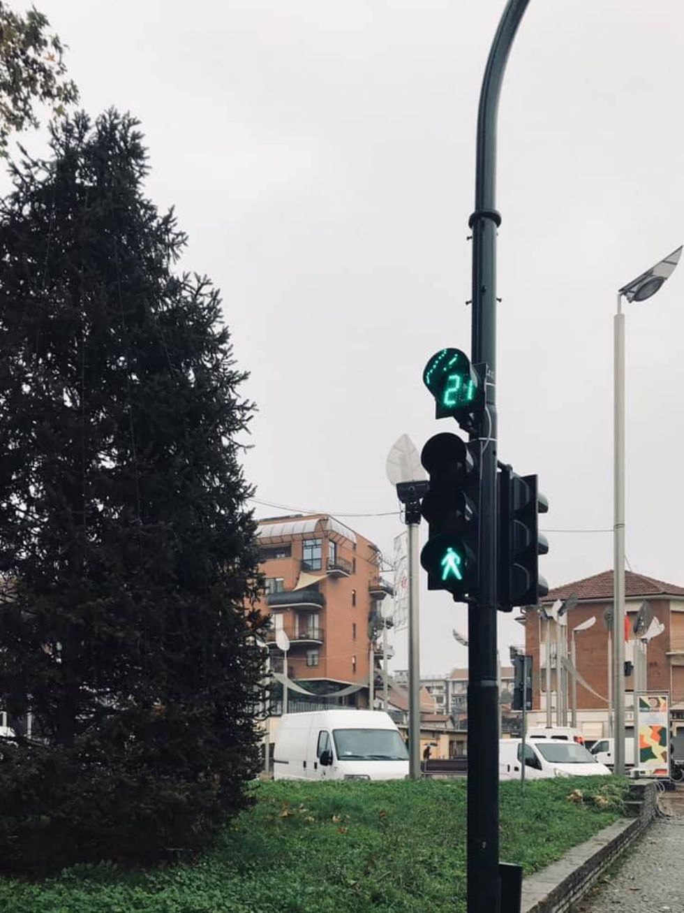 NICHELINO - Sui semafori della città arrivano i contasecondi
