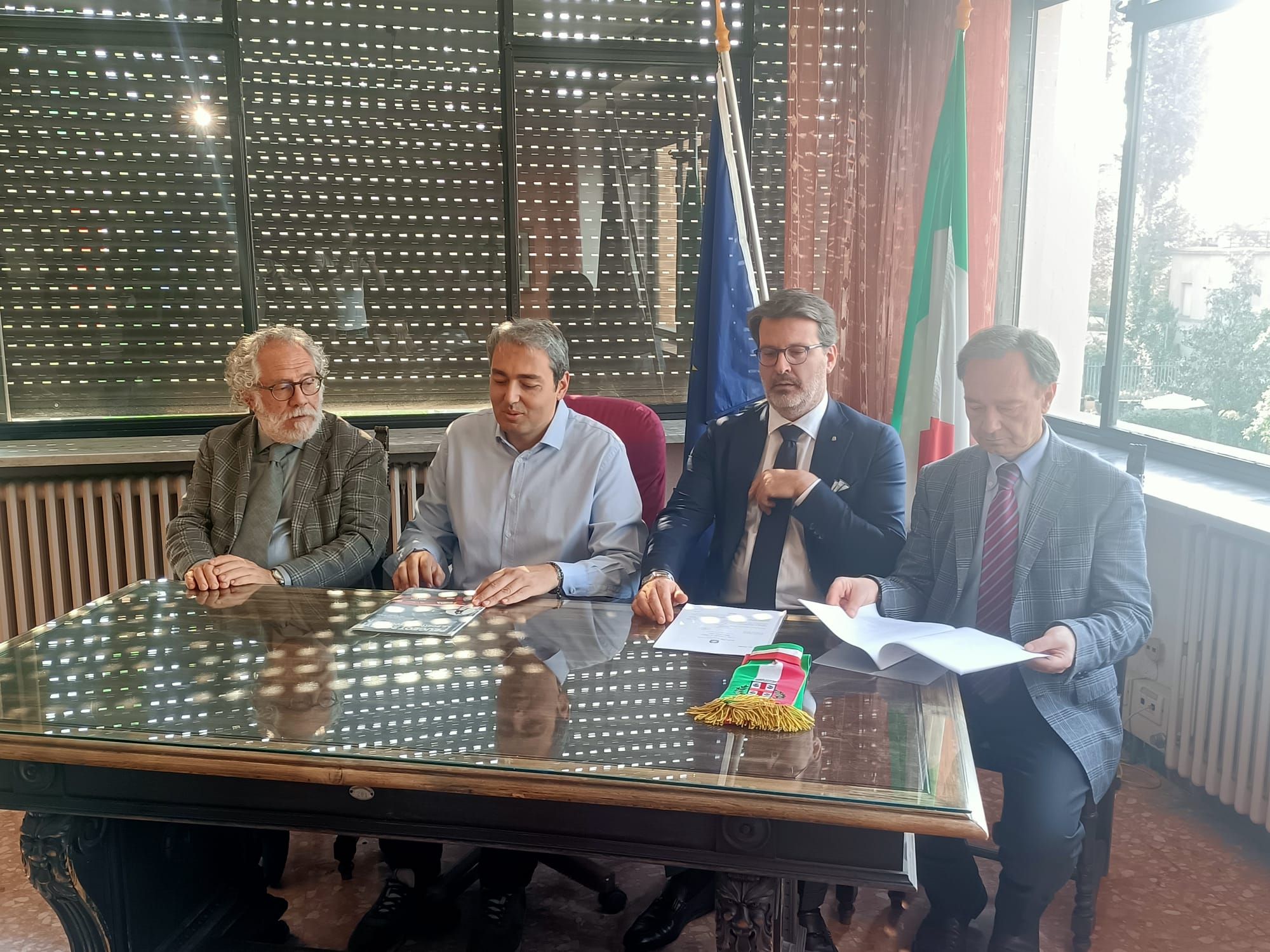 TROFARELLO La Corte d'Appello di Milano ribalta la sentenza sui quadri rovinati il Comune non