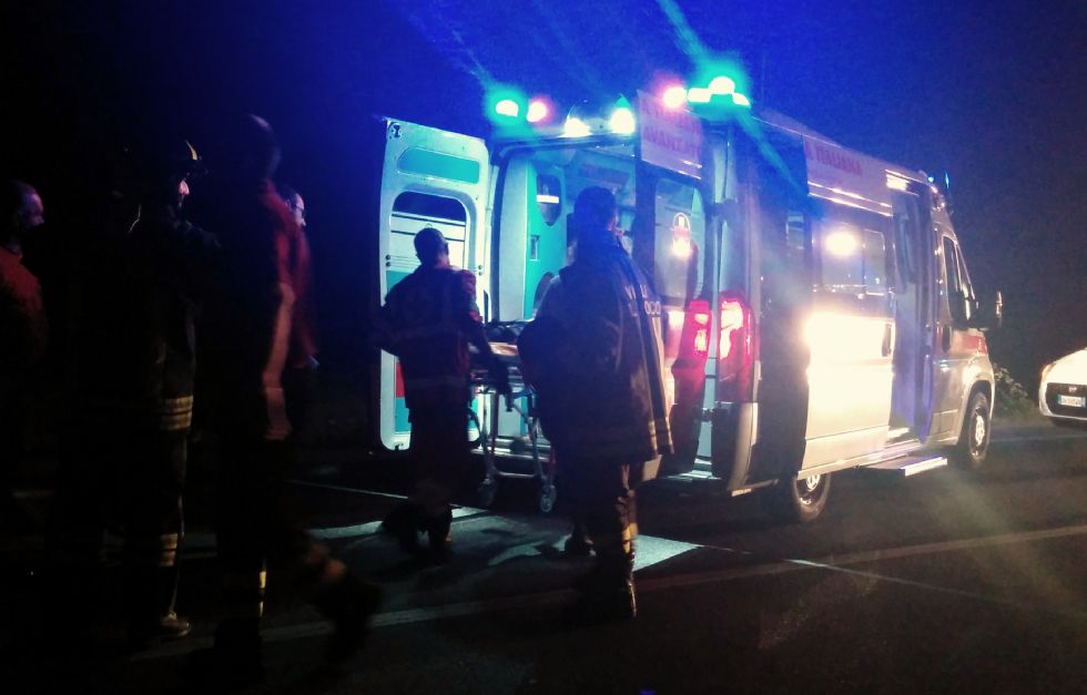 MONCALIERI - Schianto nella notte, muore commerciante di Trofarello. Grave infermiera dell'ospedale