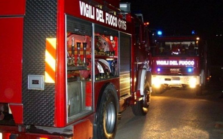 NICHELINO - Incendio nella notte in via Pio X